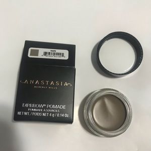 Anastasia dipbrow
